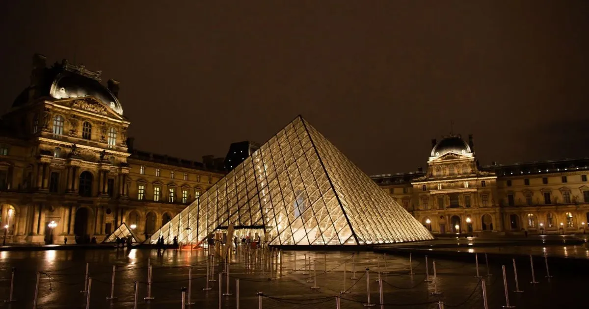 Last Chance: The Stunning Candlelit Tours Ending This Sunday