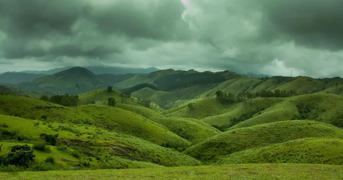 The “Anti-Munnar” Secret: Why This Silent Meadow Is 2026’S Most Exclusive Travel Flex!
