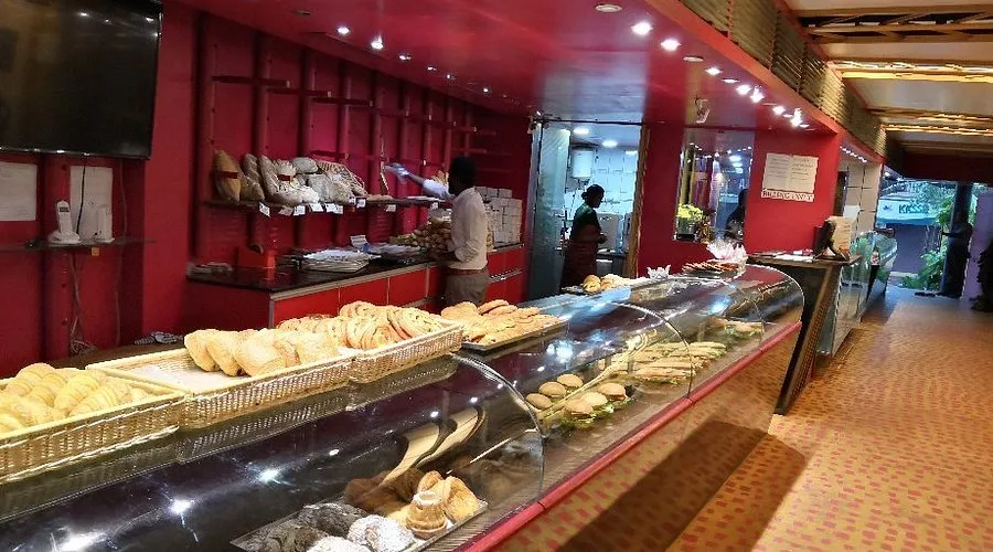 Why Settled For A Generic Tourist Trap When You Can Dine Where The Change-Makers Do? 4 Image 51