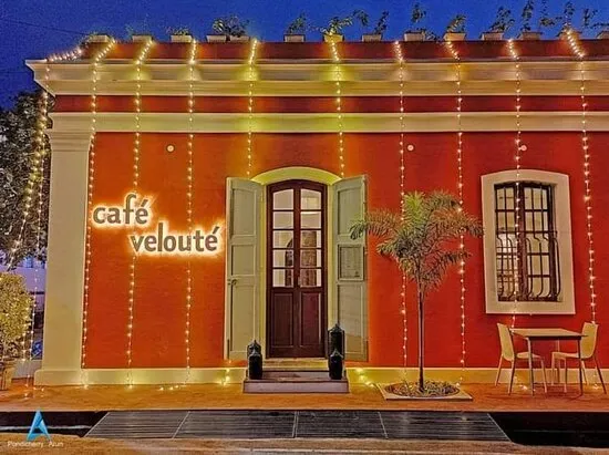 Why Settled For A Generic Tourist Trap When You Can Dine Where The Change-Makers Do? 5 Image 53