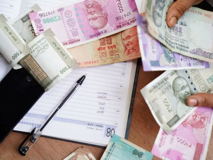 Rupee At Record Low: Pm Modi Appeals For ‘Vocal For Local’ Travel As Inr Hits ₹95.63 Against Dollar