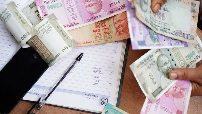 Rupee At Record Low: Pm Modi Appeals For 'Vocal For Local' Travel As Inr Hits ₹95.63 Against Dollar 7 Rupee At Record Low: Pm Modi Appeals For ‘Vocal For Local’ Travel As Inr Hits ₹95.63 Against Dollar